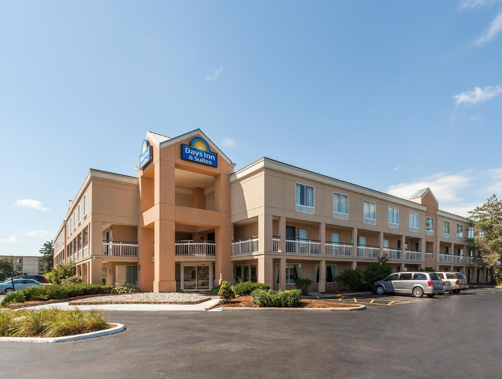 Days Inn & Suites By Wyndham Warren Eksteriør bilde