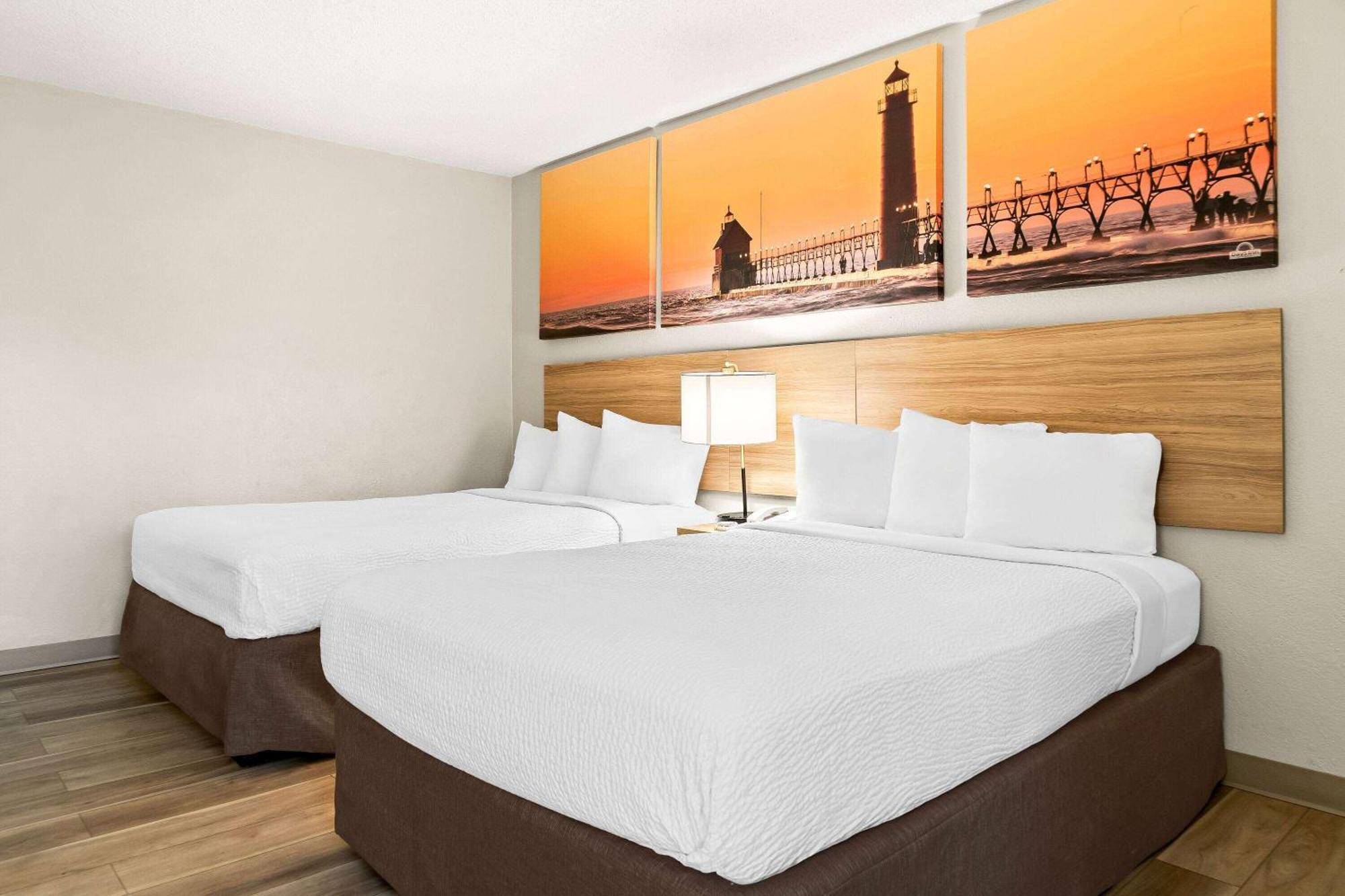 Days Inn & Suites By Wyndham Warren Eksteriør bilde