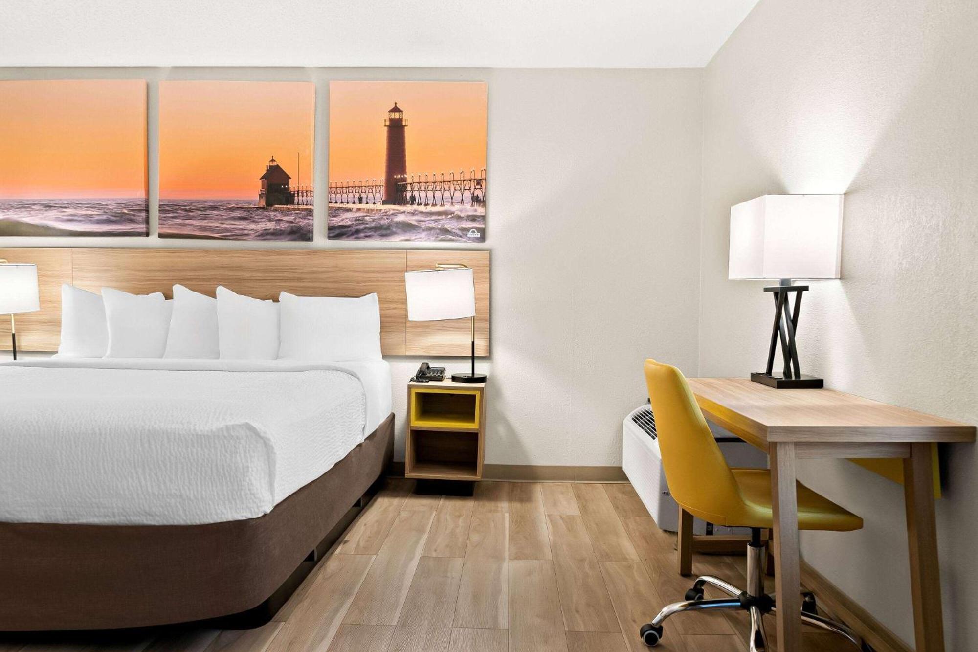 Days Inn & Suites By Wyndham Warren Eksteriør bilde